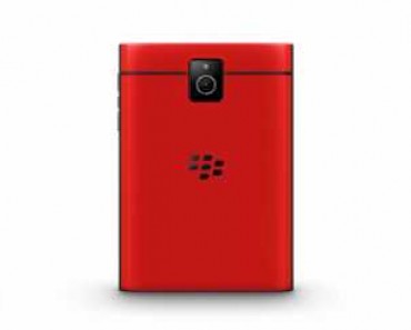 BlackBerry Passport in Red and White up for pre-order