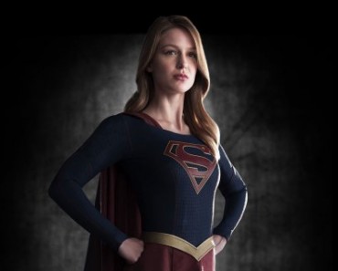 Supergirl costume unveiled to fans