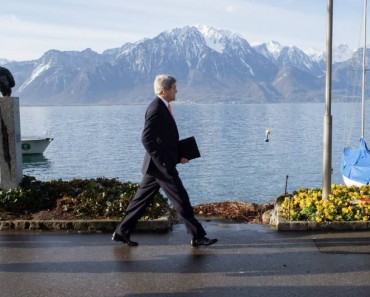 John Kerry in Montreaux for nuclear talks with Iran